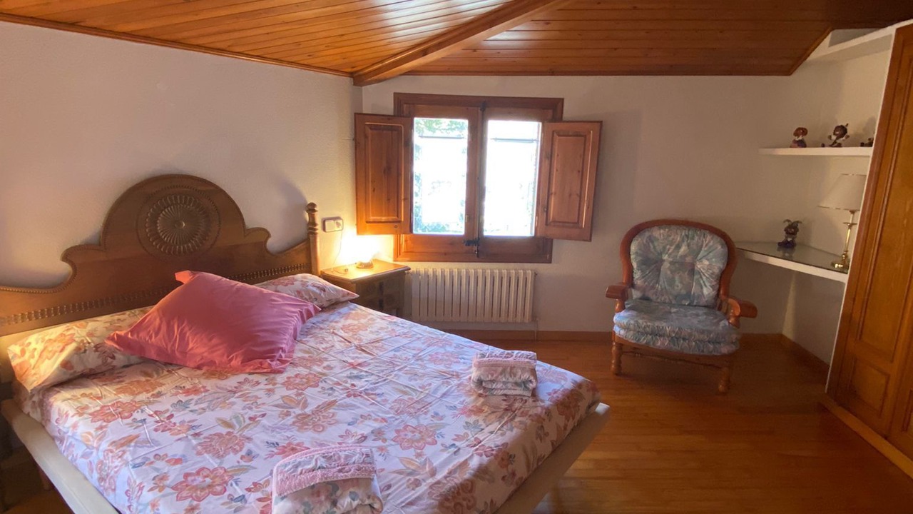 Photo of Bedroom in Capafonts