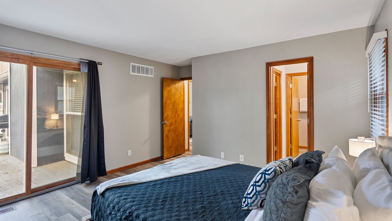 Photo of Bedroom in Pauline