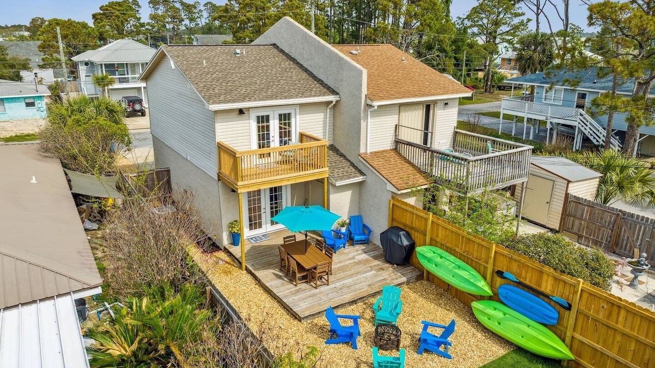 Photo of Outdoor in Biltmore Beach