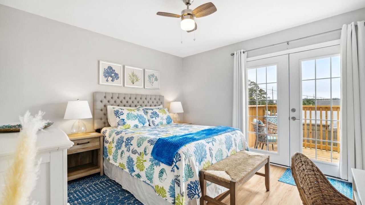 Photo of Patio Balcony in Biltmore Beach