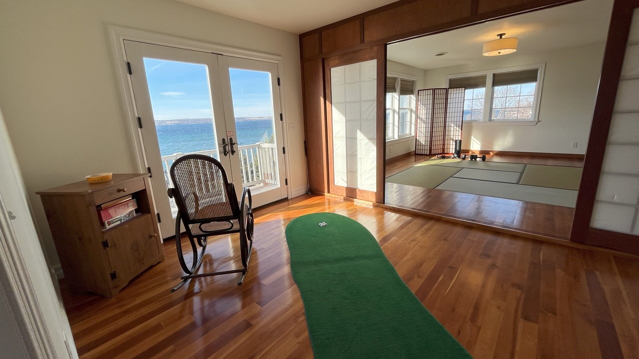 Photo of Bedroom in Romulus
