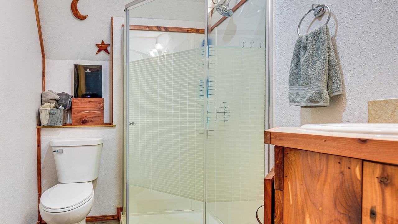 Photo of Bathroom in Vulcan
