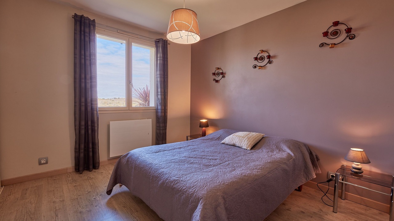 Photo of Bedroom in Moirax