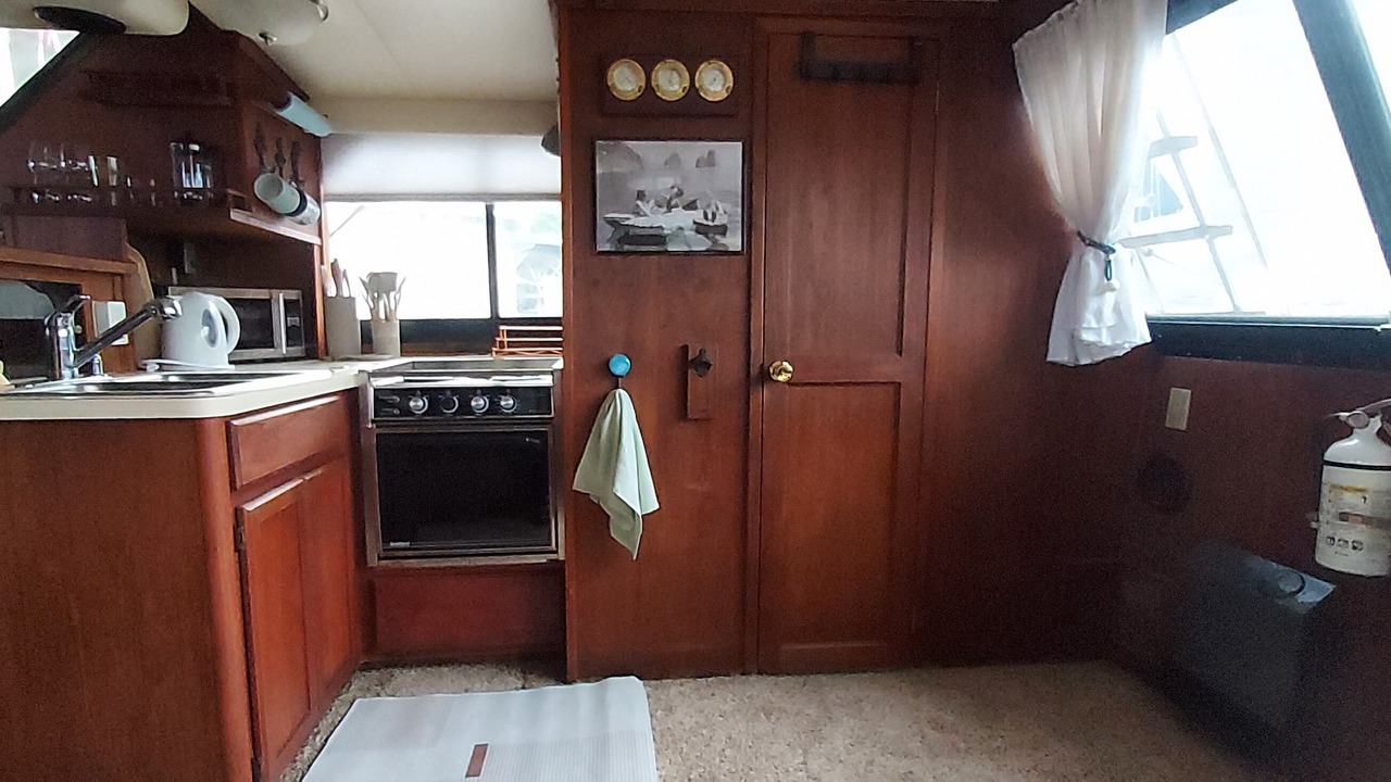 Photo of Kitchen in East Queen Anne