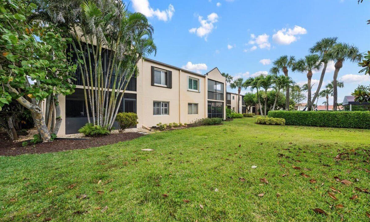 Photo of Outdoor in Jupiter Bay