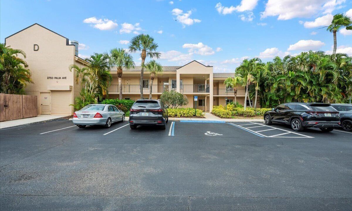 Photo of Outdoor in Jupiter Bay