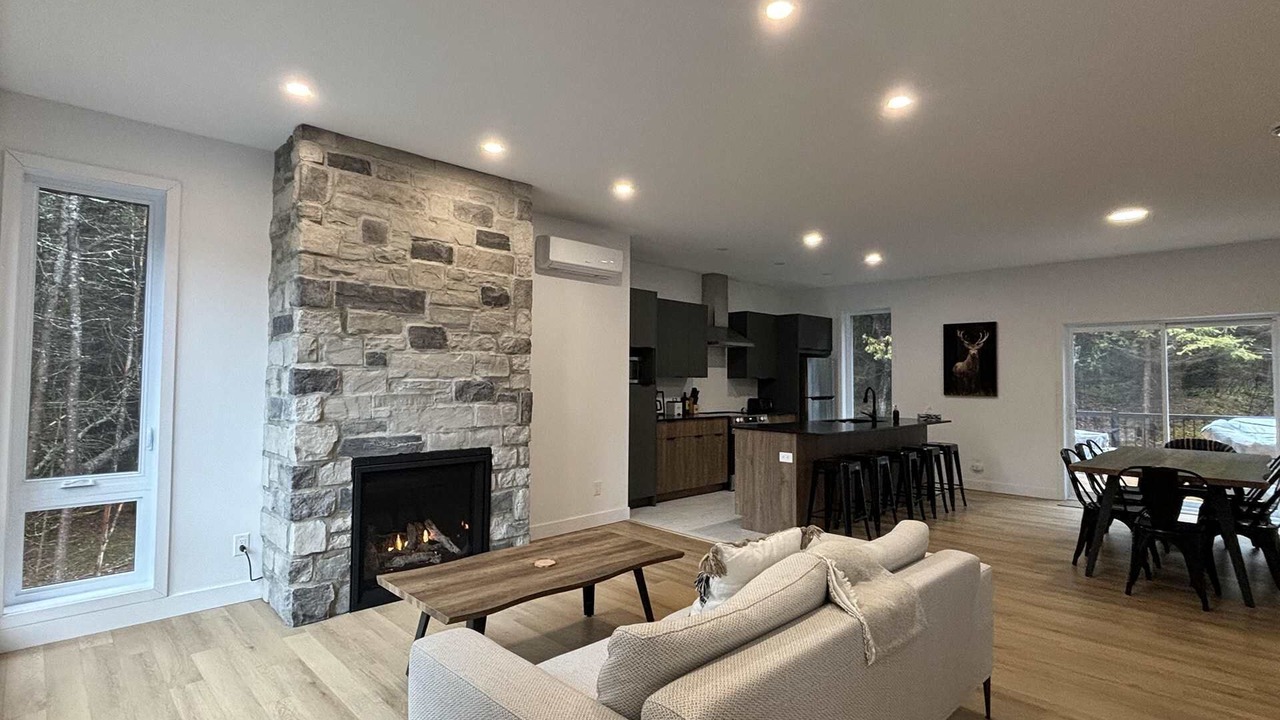 Photo of Livingroom in Weedon