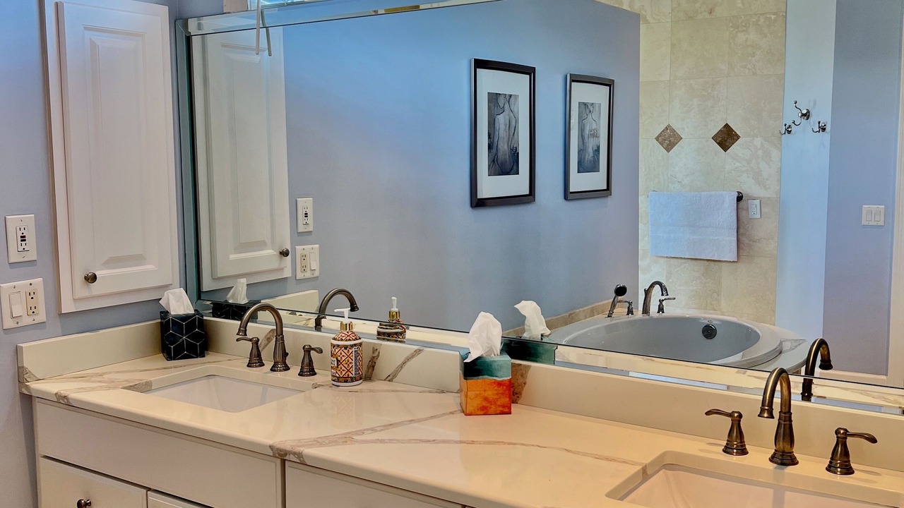 Photo of Bathroom in Burnt Store Isles