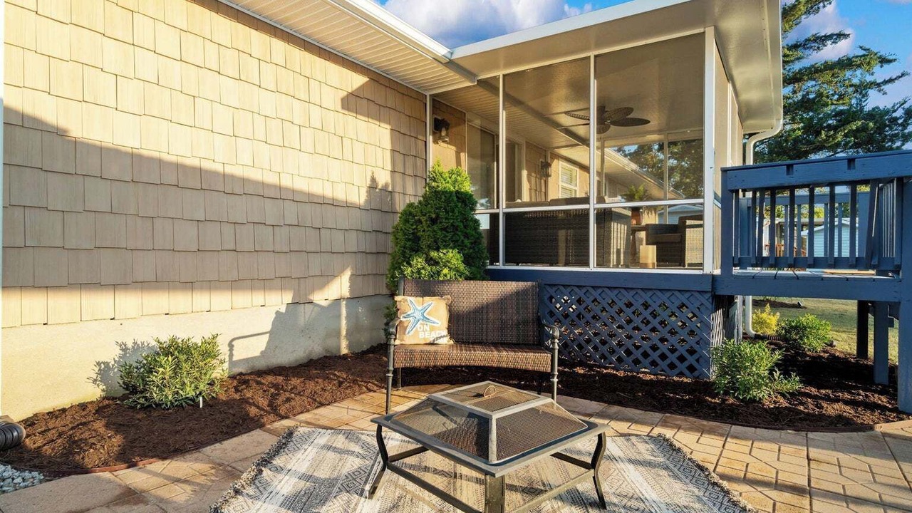 Photo of Patio Balcony in Peletier