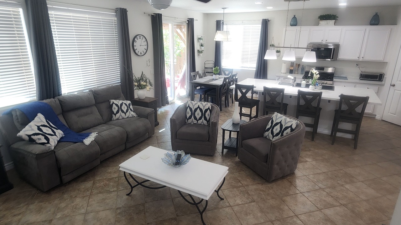 Photo of Livingroom in El Centro