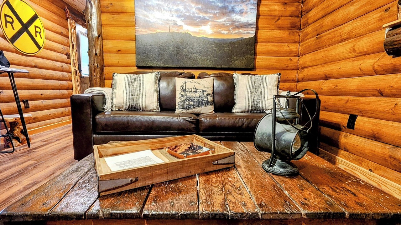 Photo of Livingroom in Mid America