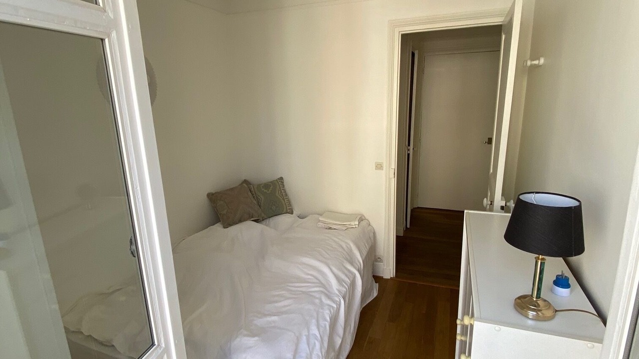Photo of Bedroom in Levallois-Perret