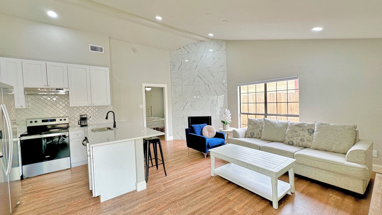 Photo of Livingroom in The Colony