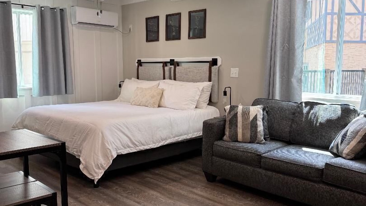 Photo of Livingroom in Helen