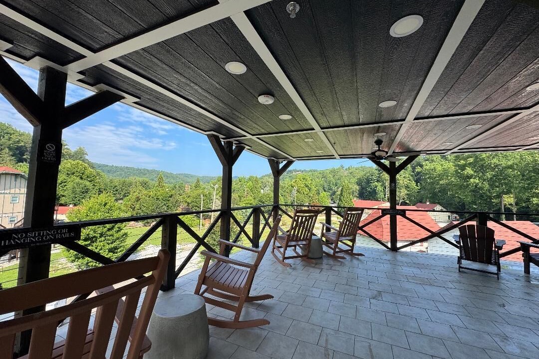 Photo of Patio Balcony in Helen