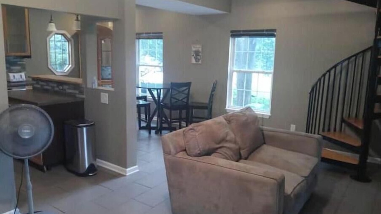 Photo of Livingroom in Hammond