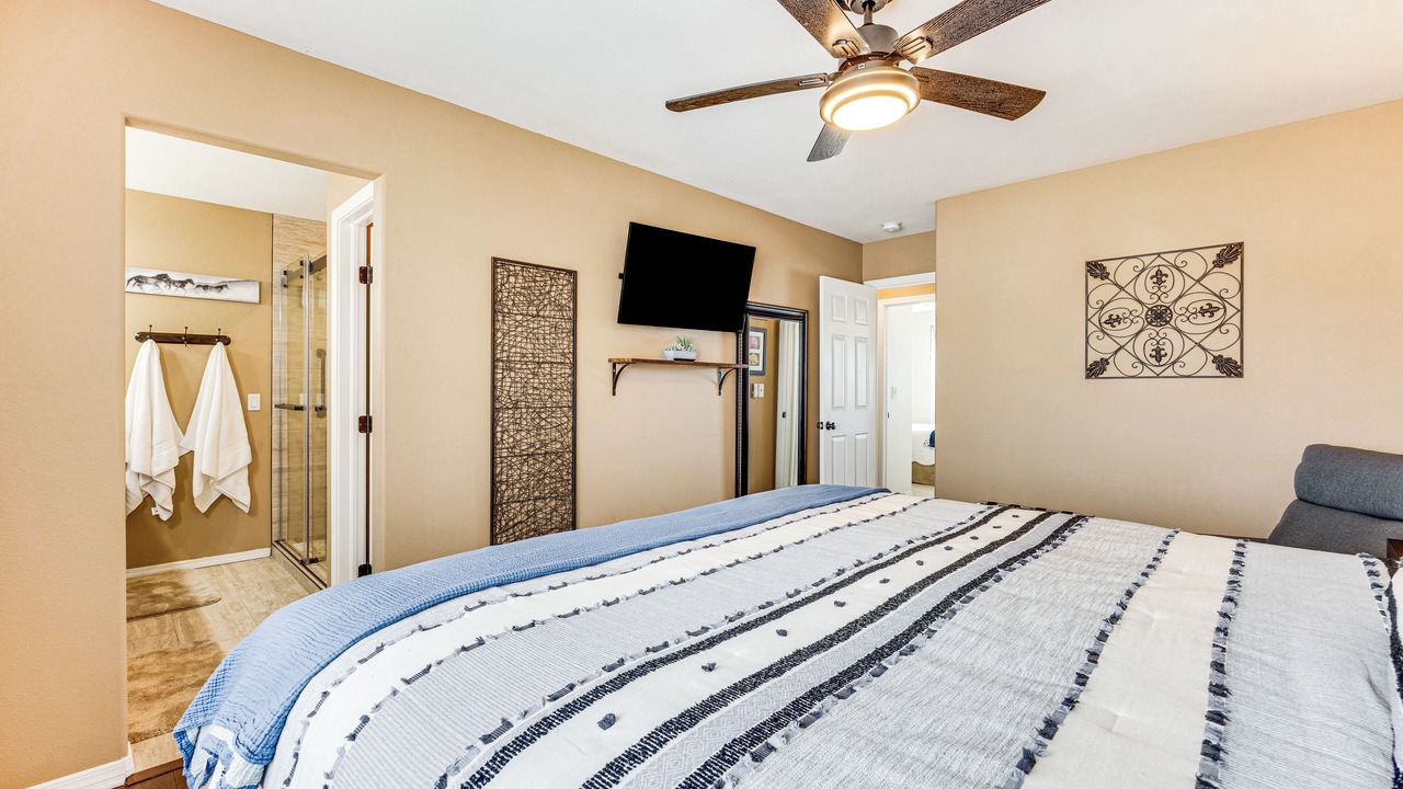 Photo of Bedroom in Northeast Colorado Springs