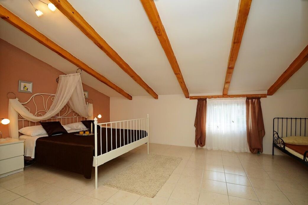 Photo of Bedroom in Ripenda Verbanci