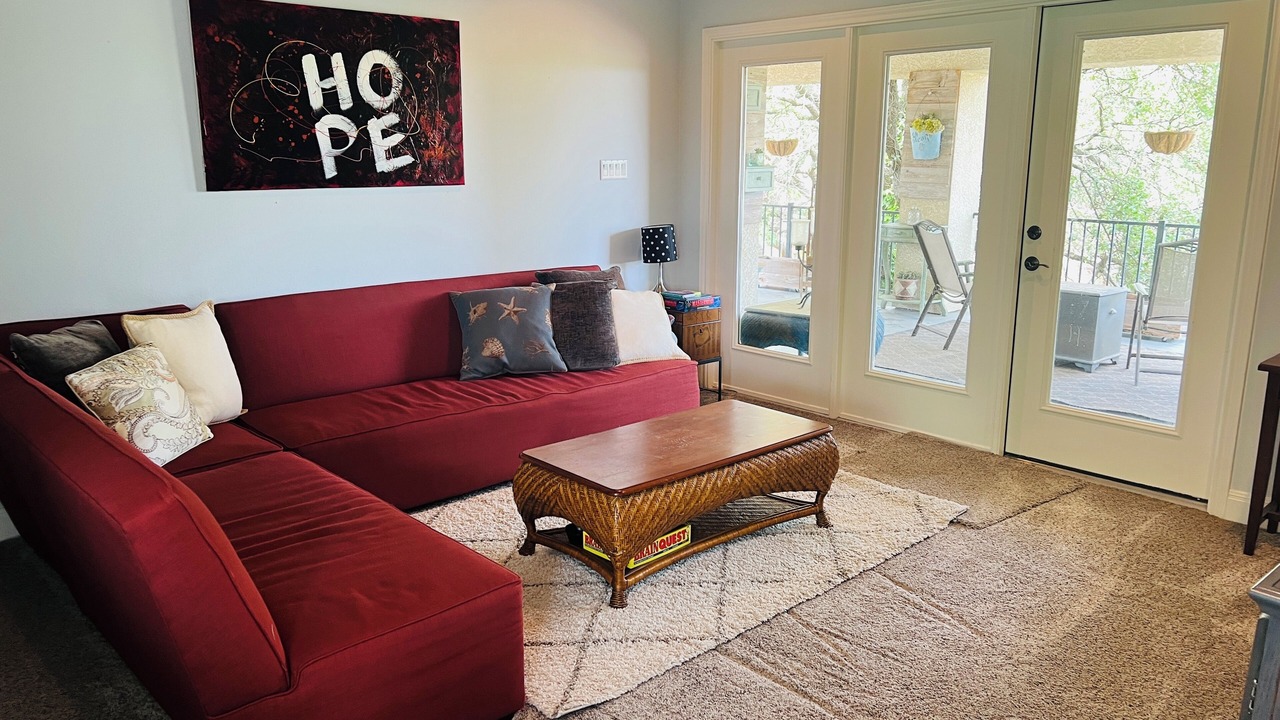 Photo of Livingroom in Falconhead