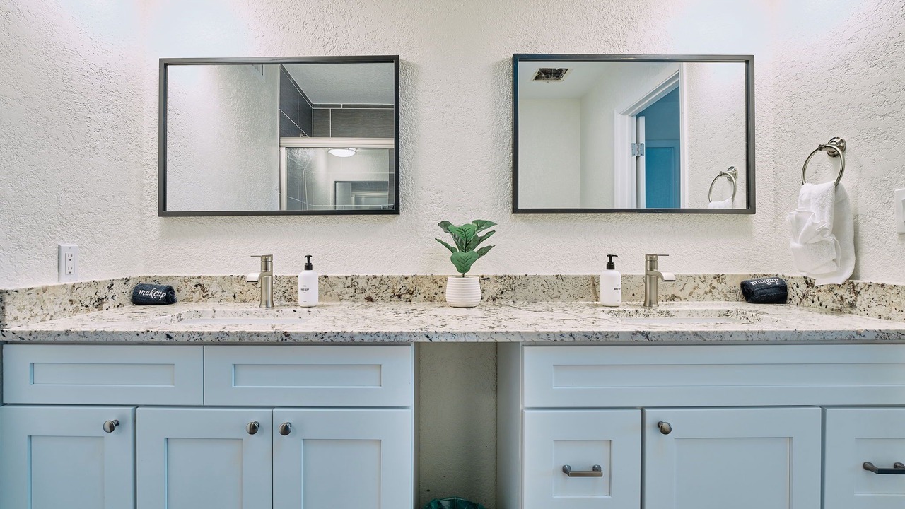 Photo of Bathroom in Cottonwood-Verde Village