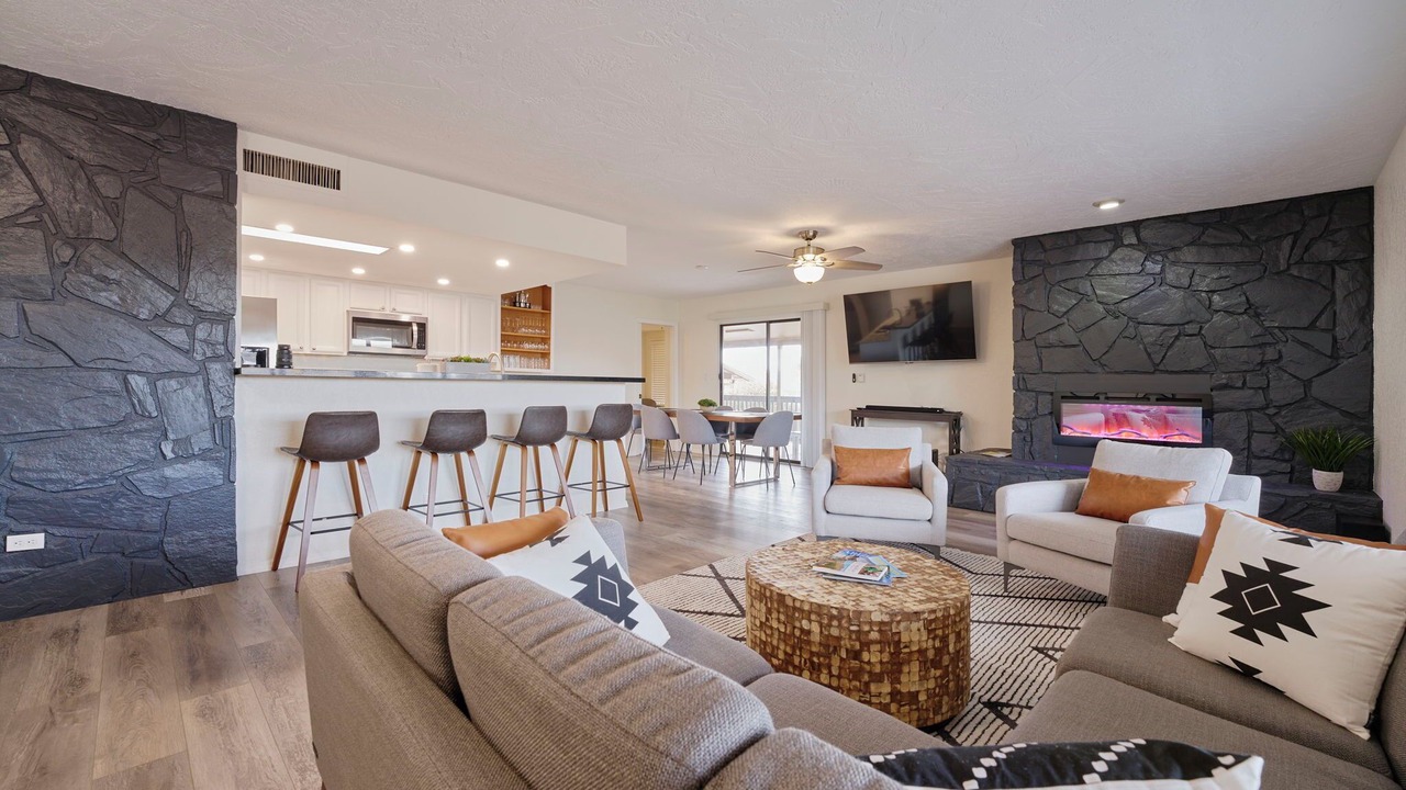 Photo of Livingroom in Cottonwood-Verde Village