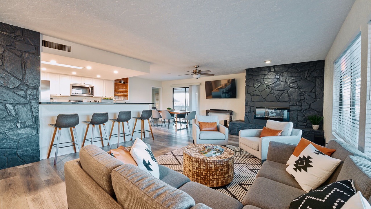 Photo of Livingroom in Cottonwood-Verde Village