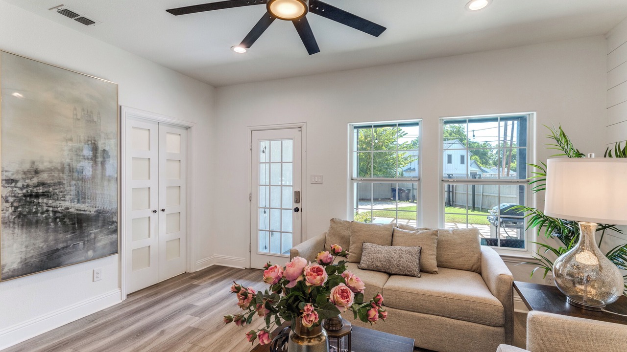 Photo of Livingroom in Fort Worth