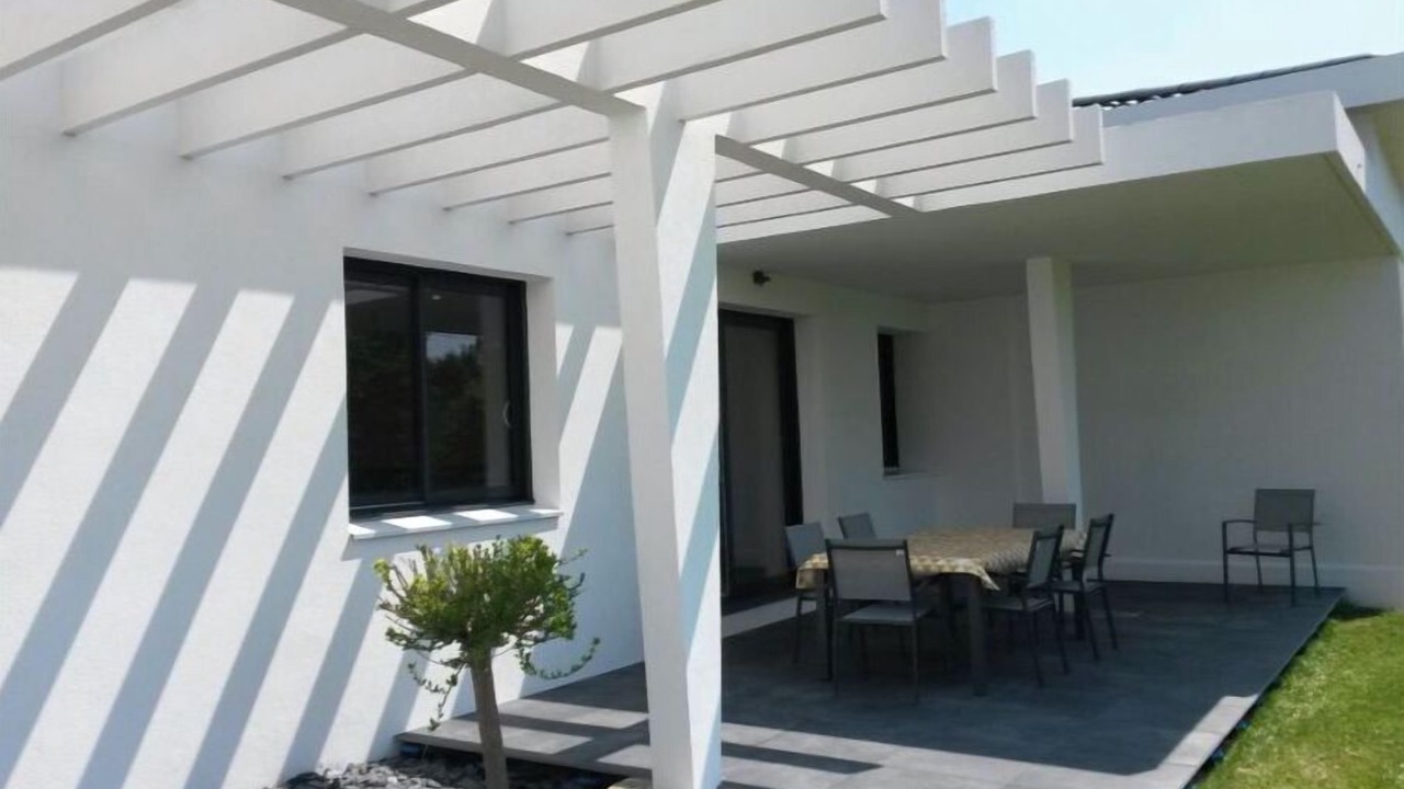 Photo of Outdoor in Avrille