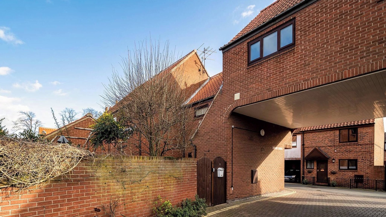 Photo of Others in Beverley