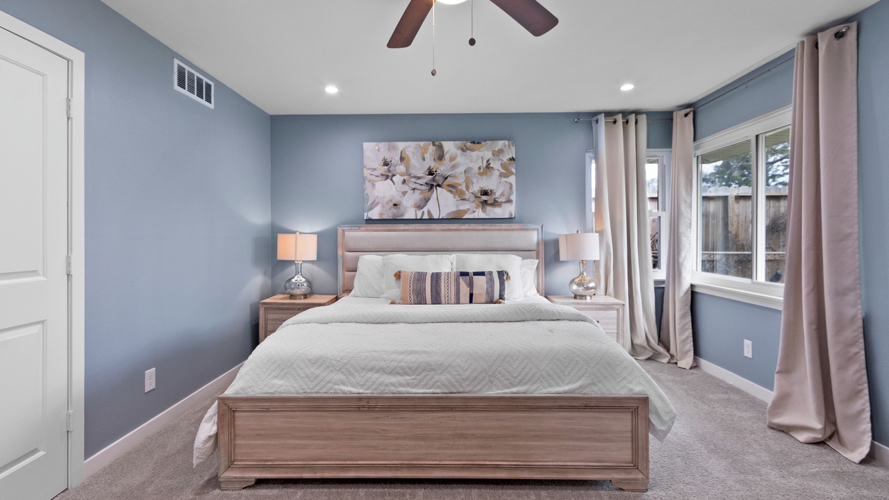 Photo of Bedroom in Westbury