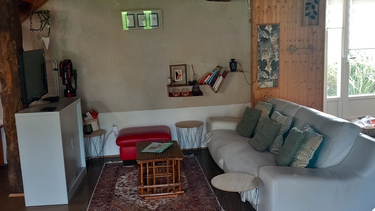 Photo of Livingroom in Chevaigne