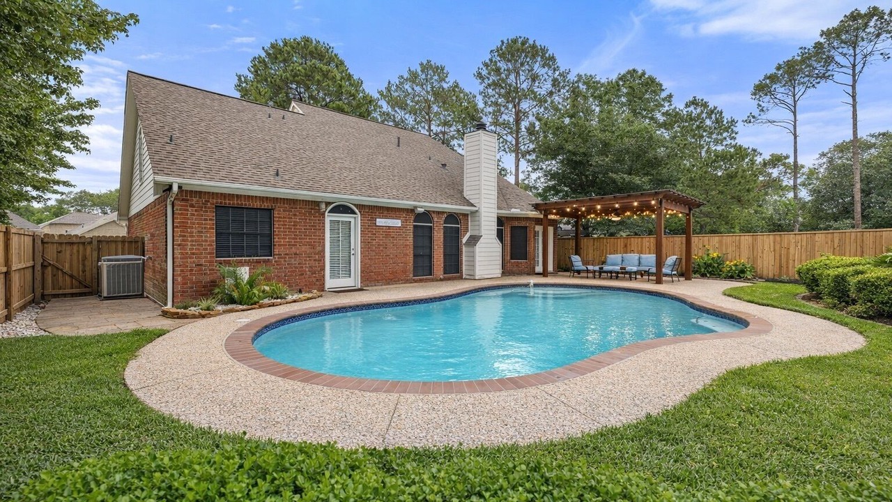 Photo of Outdoor in Clear Lake