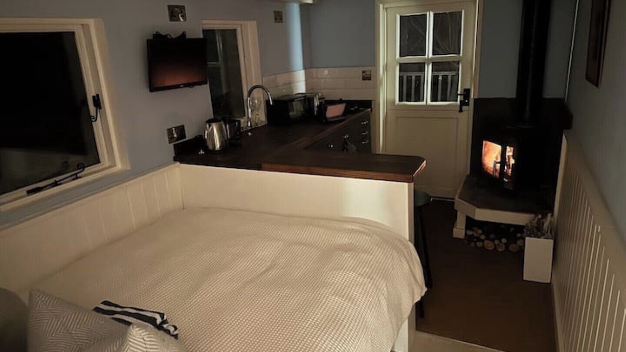 Photo of Bedroom in Sittingbourne