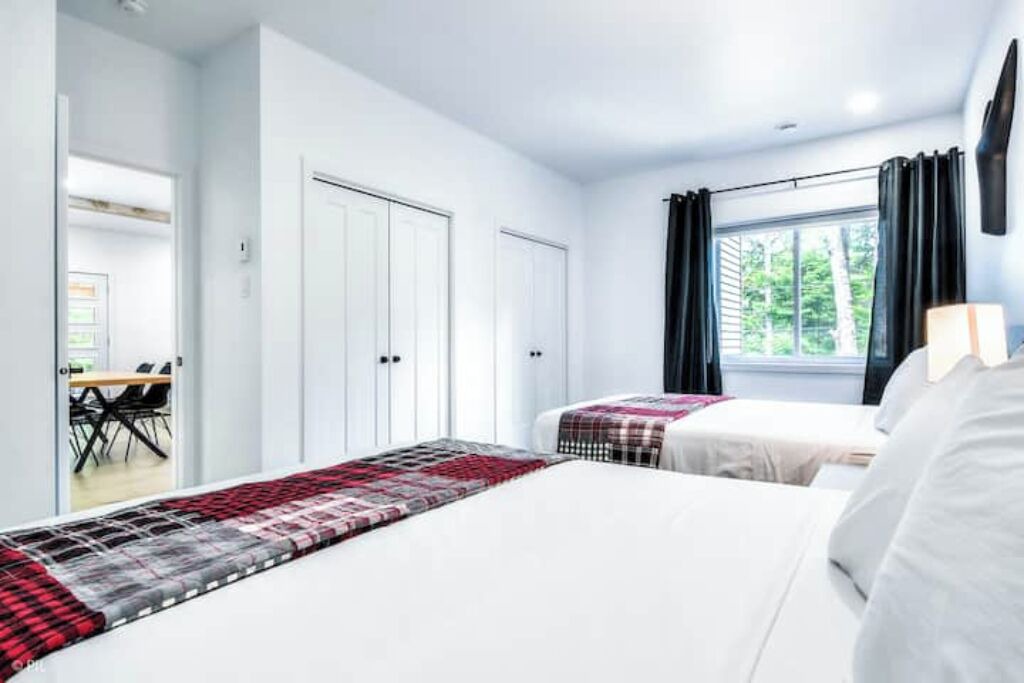 Photo of Bedroom in Sainte-Marguerite-du-Lac-Masson