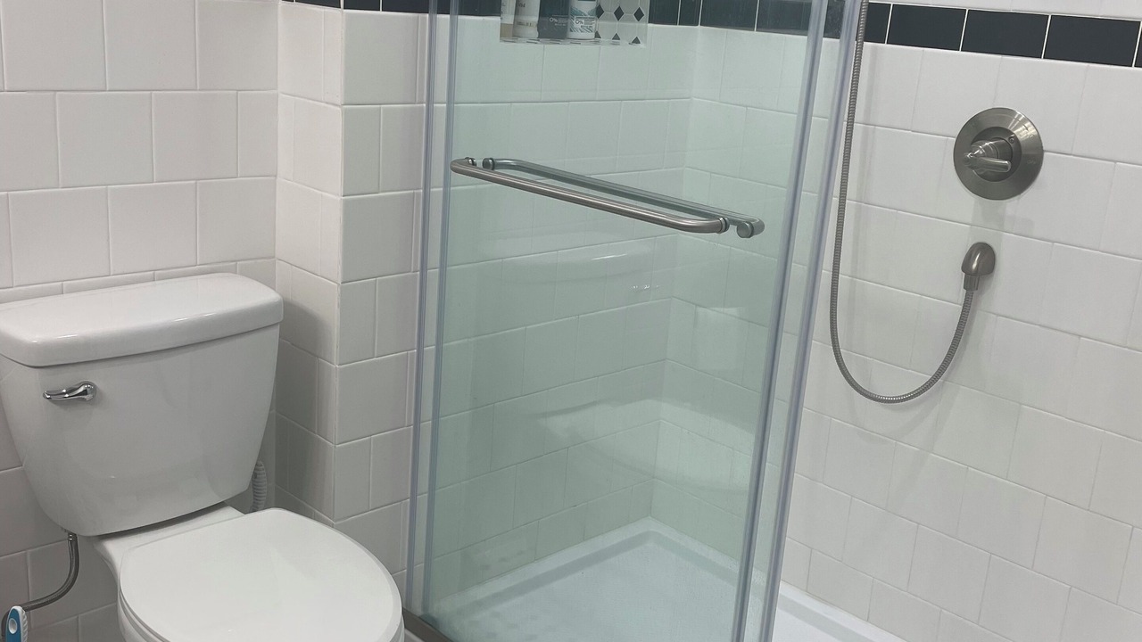 Photo of Bathroom in Bakersfield