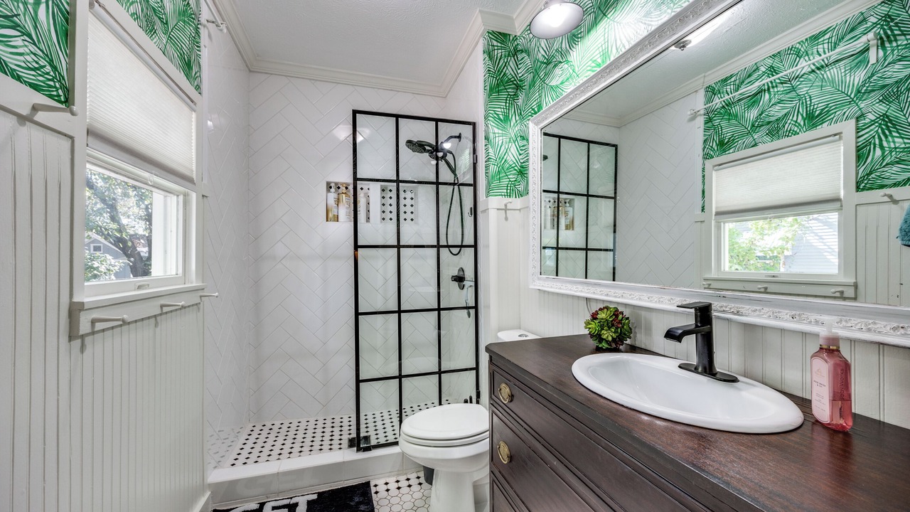 Photo of Bathroom in Frisco
