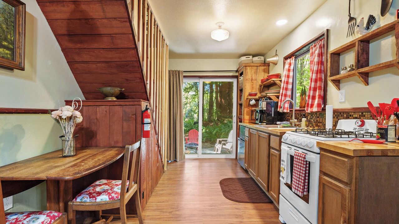 Photo of Kitchen in Crescent City