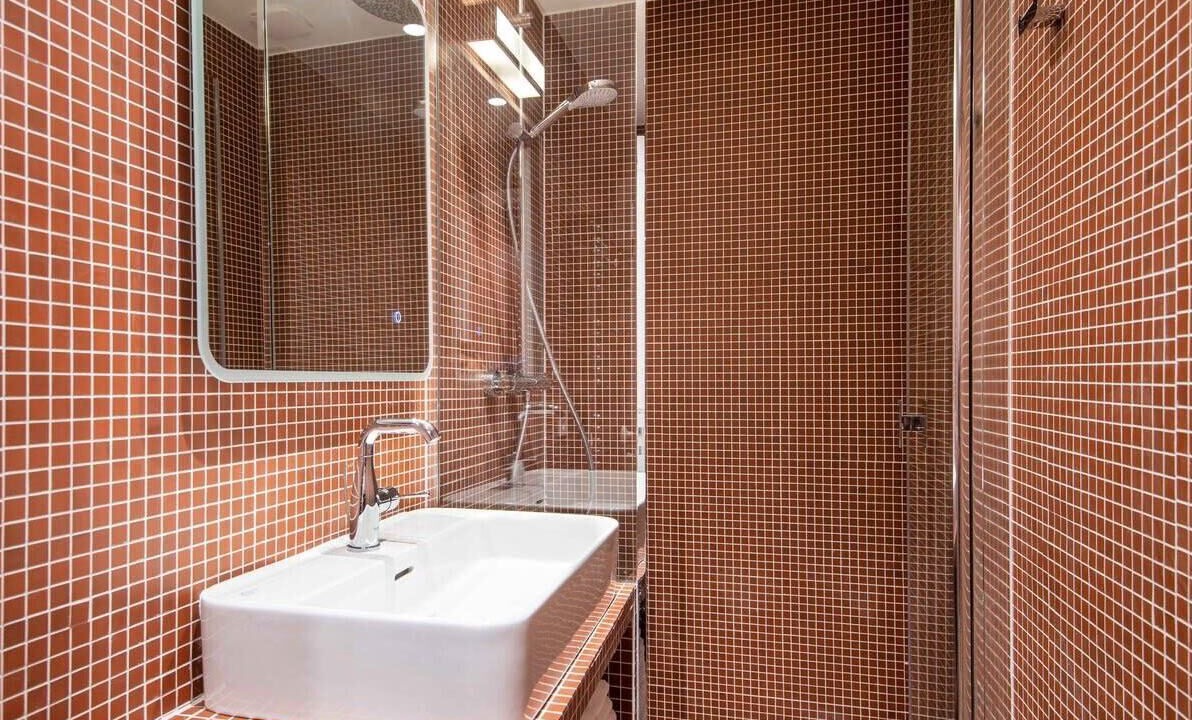 Photo of Bathroom in Necker