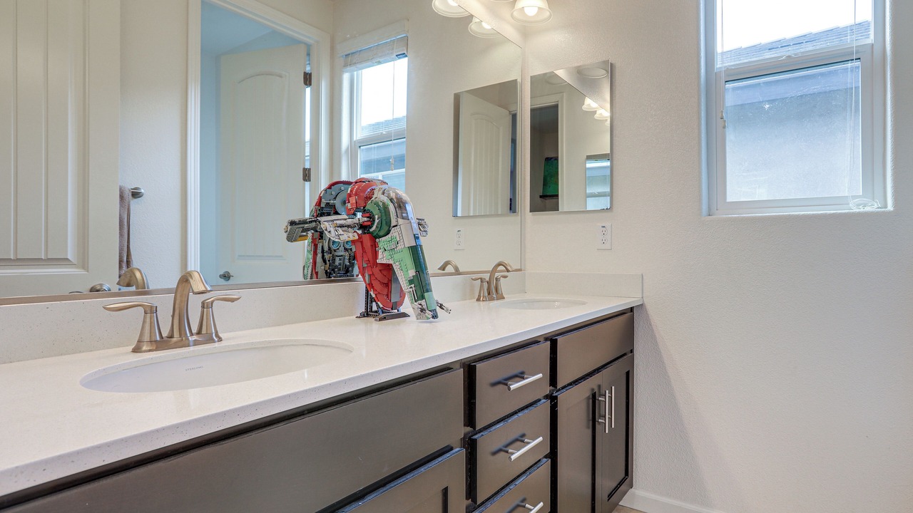 Photo of Bathroom in North Natomas