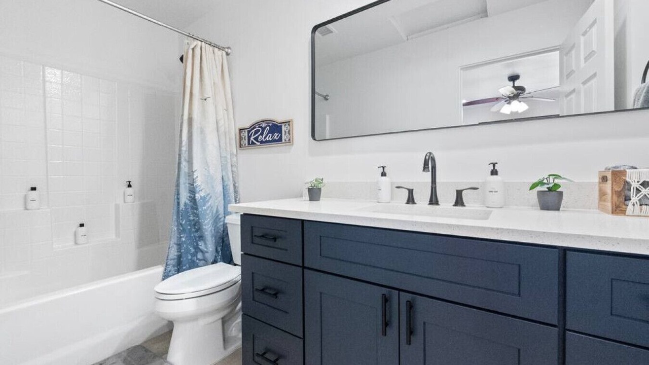 Photo of Bathroom in Mountainaire