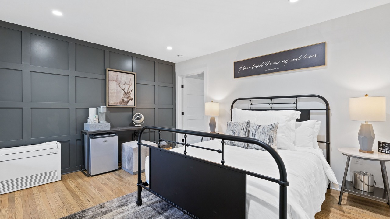 Photo of Bedroom in Blairsville