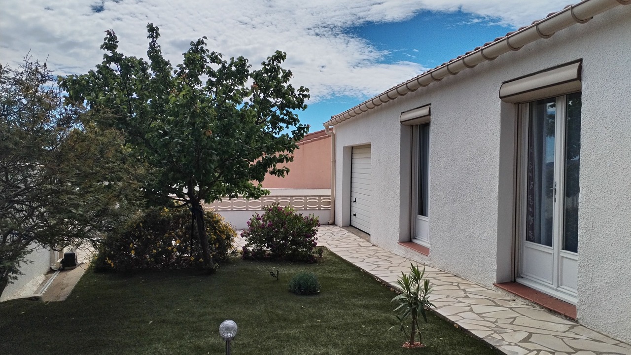 Photo of Outdoor in Roches Grises