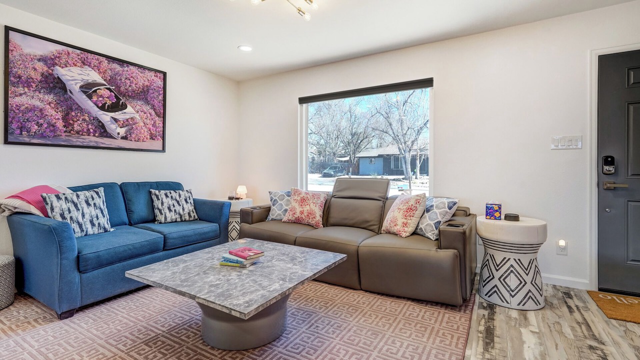 Photo of Livingroom in Cimarron Hills
