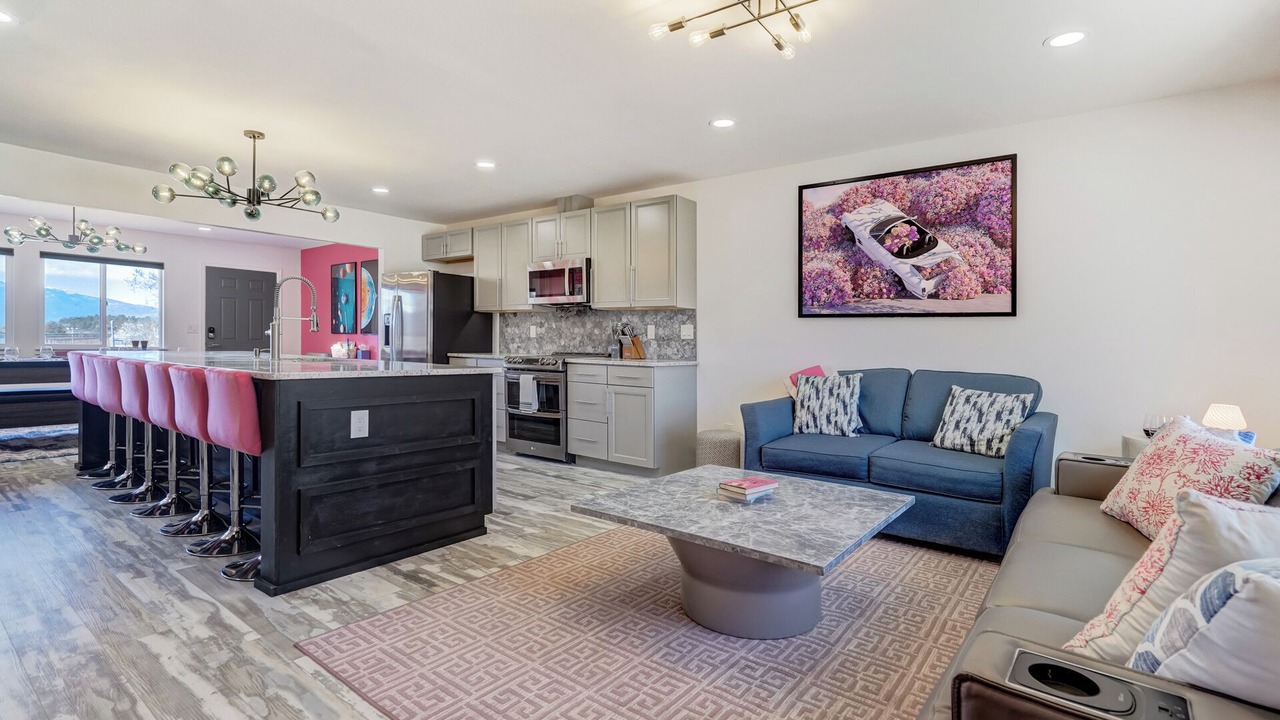 Photo of Livingroom in Cimarron Hills