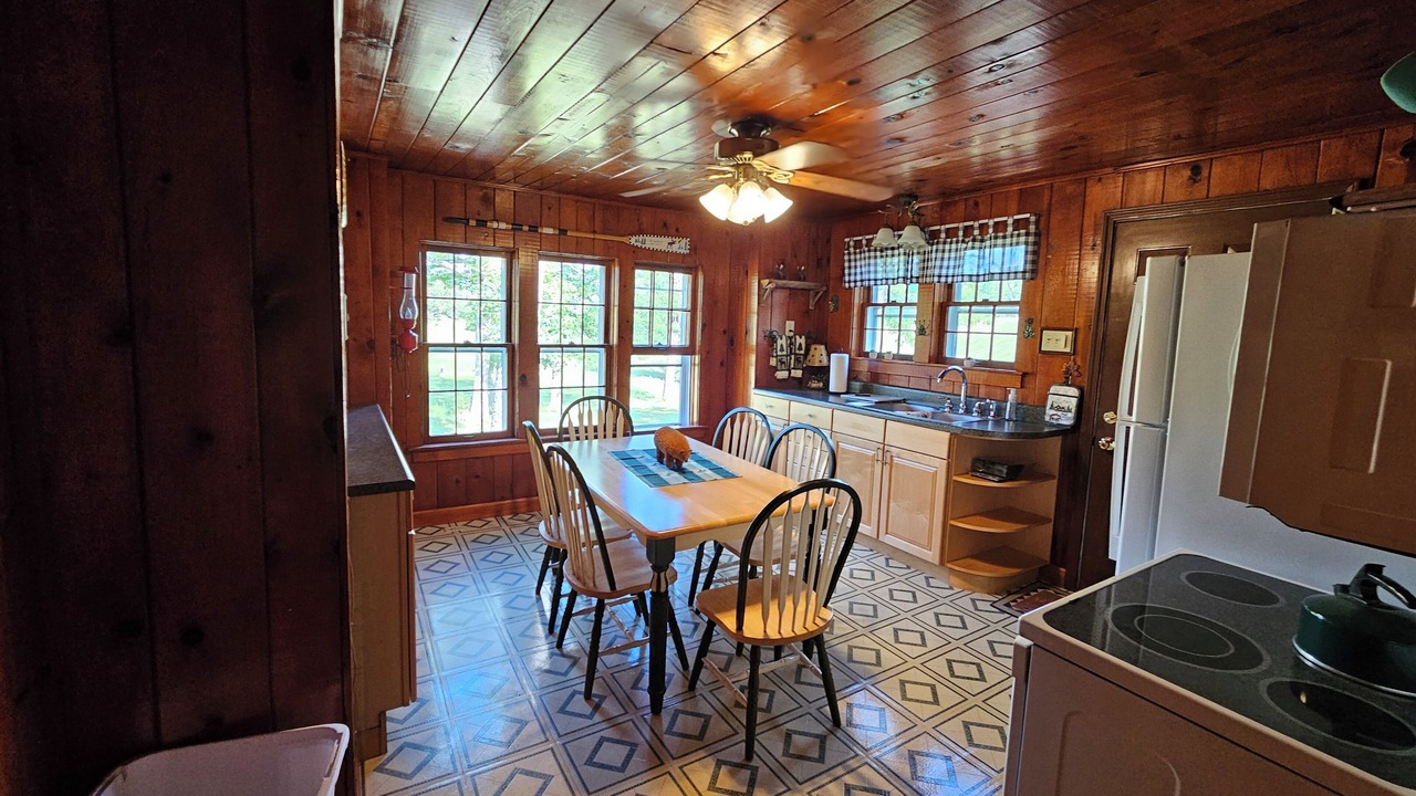 Photo of Kitchen in Grubville