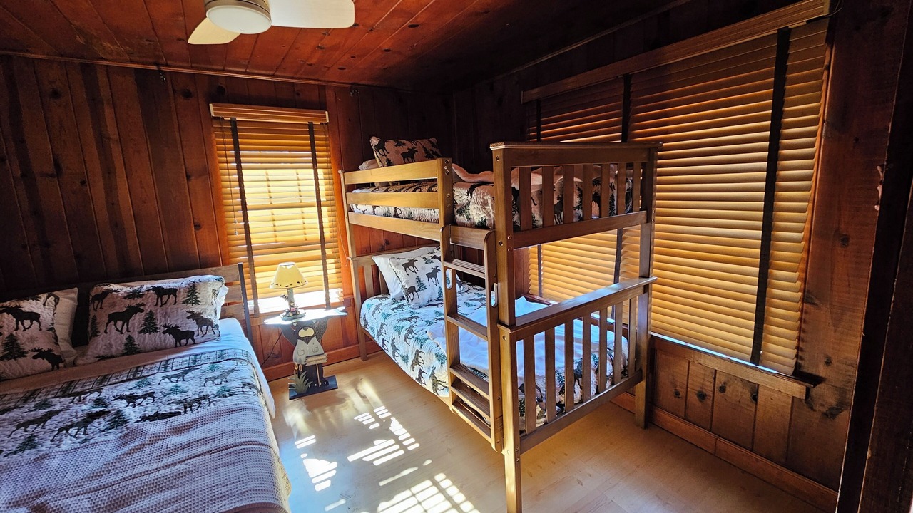 Photo of Bedroom in Grubville