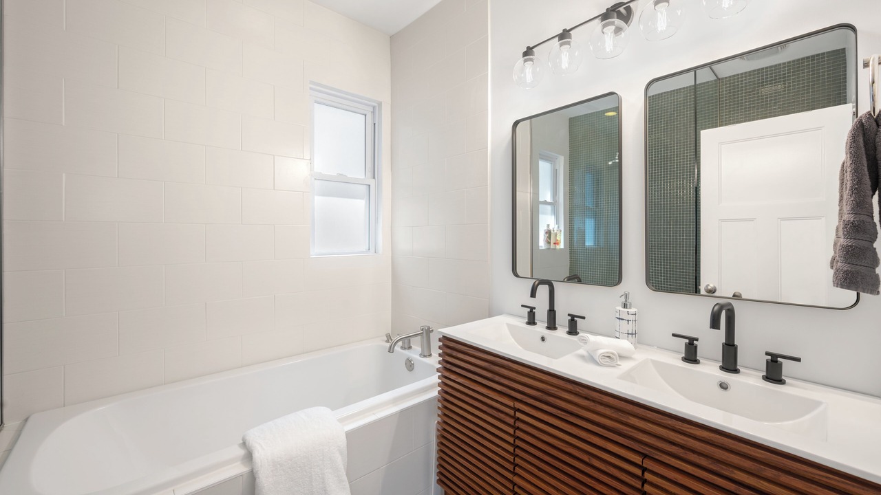 Photo of Bathroom in Wicker Park