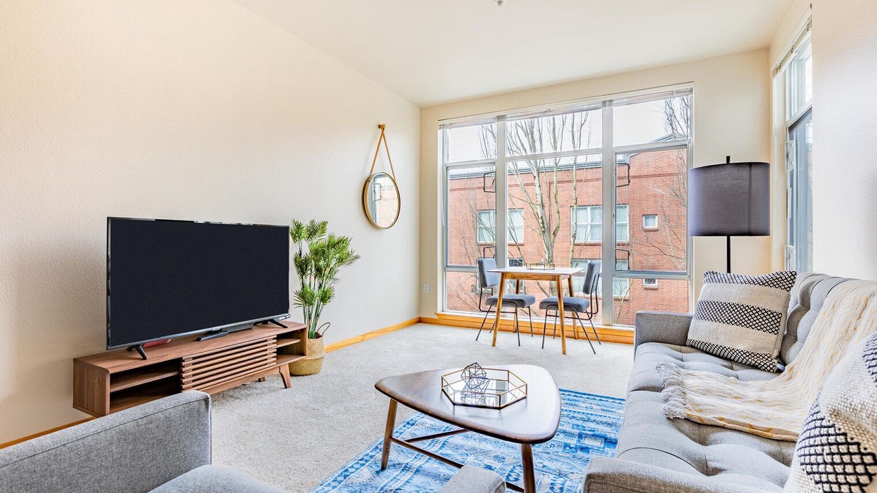 Photo of Livingroom in Pearl District