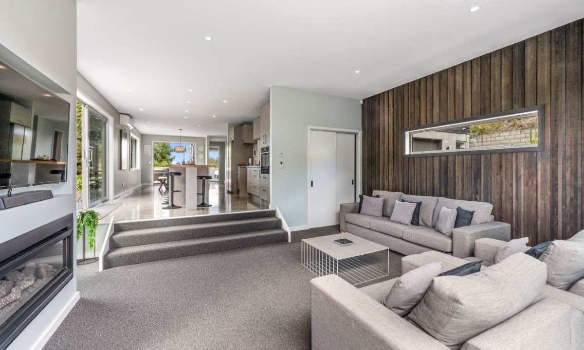 Photo of Others in Acacia Bay