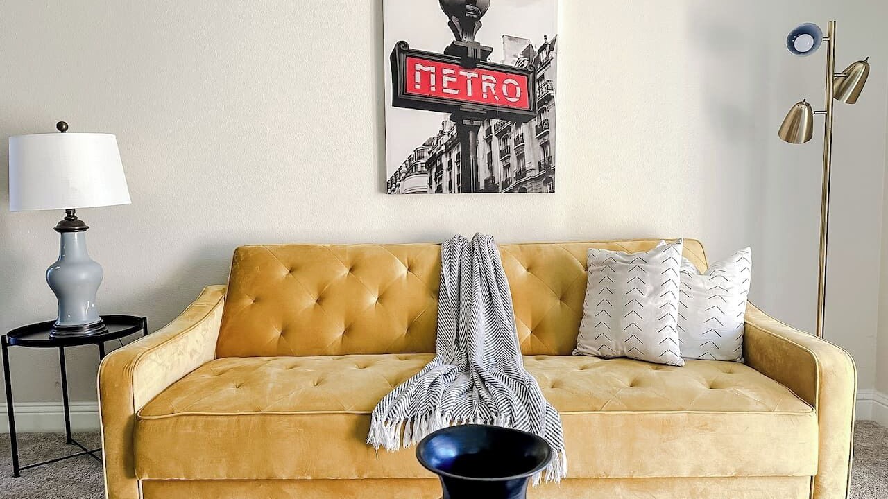 Photo of Livingroom in Oklahoma City
